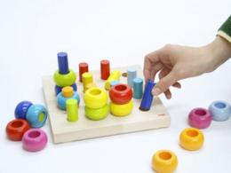 HABA　カラーリングのペグ遊び|ハバ社(ドイツ)