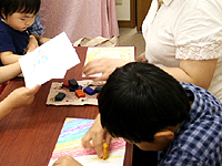 ちいさな子どもはクルクルクル